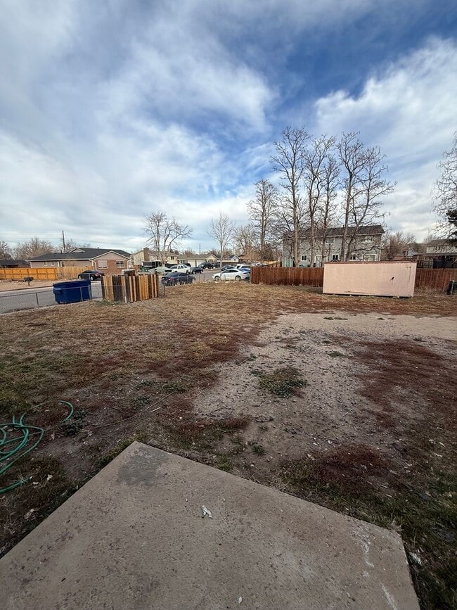 Building Photo - 14086 E 22nd Pl