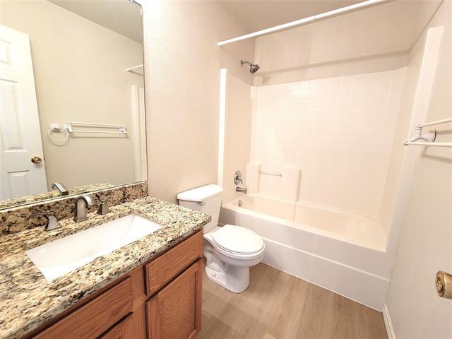 Building Photo - 2603 Hidden Valley Dr