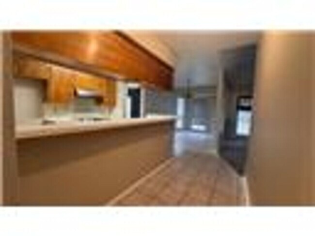 Building Photo - 3bd/2bth House