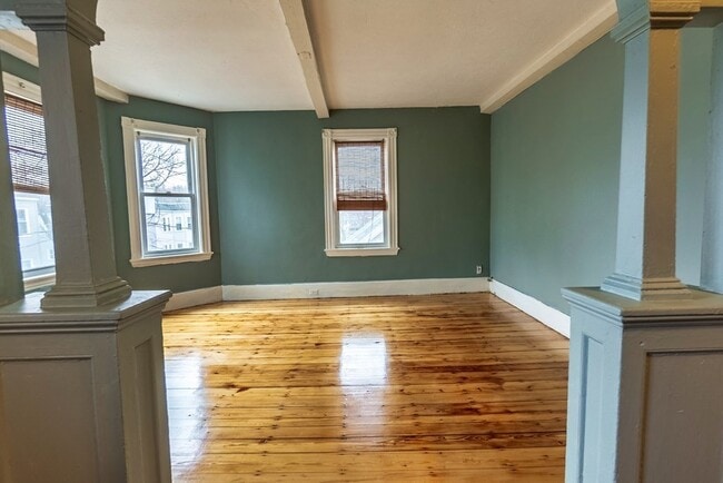 Primary Photo - 11 Bearse Ave