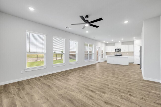 Building Photo - 4045 Clovis St