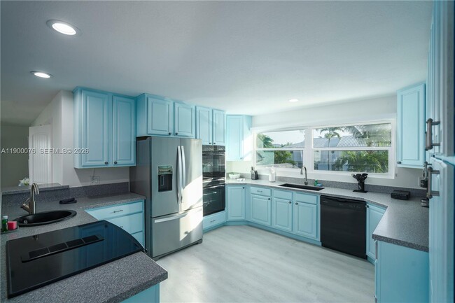 Building Photo - 474 Peninsula Dr