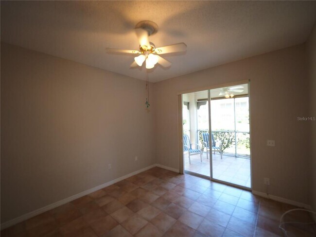 Building Photo - 4252 Central Sarasota Pkwy