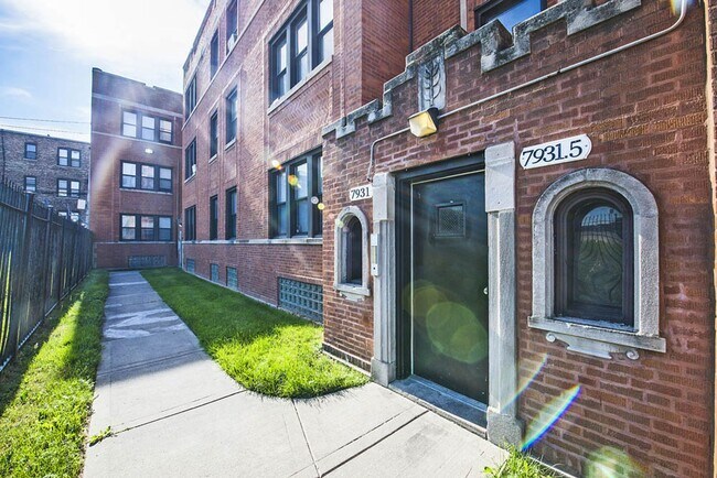 Building Photo - 7929 S State