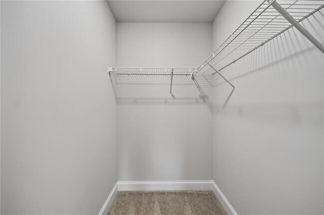 Building Photo - 523 Fundao Ln