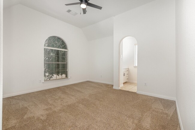 Building Photo - 2295 Sandy Creek Dr