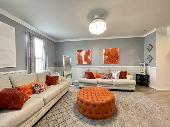 Building Photo - 3 br, 2.5 bath Townhome - 14503 Hunts Farm...