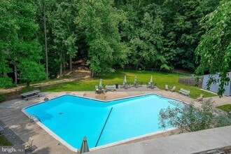 Building Photo - 2900 Monterey Ct