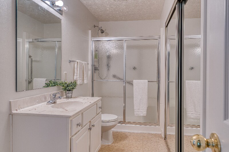 Building Photo - 5819 River Walk Cir