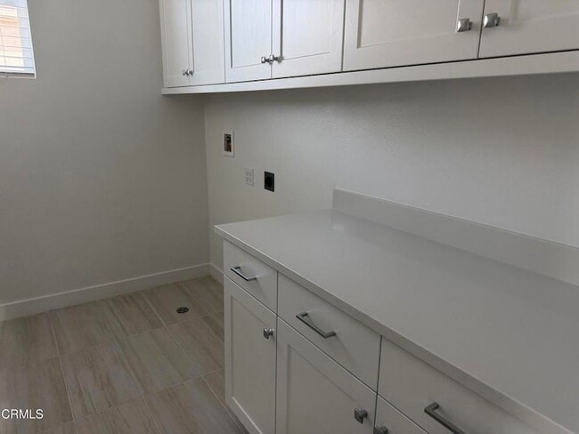 Building Photo - 461 Snowdrop Ln