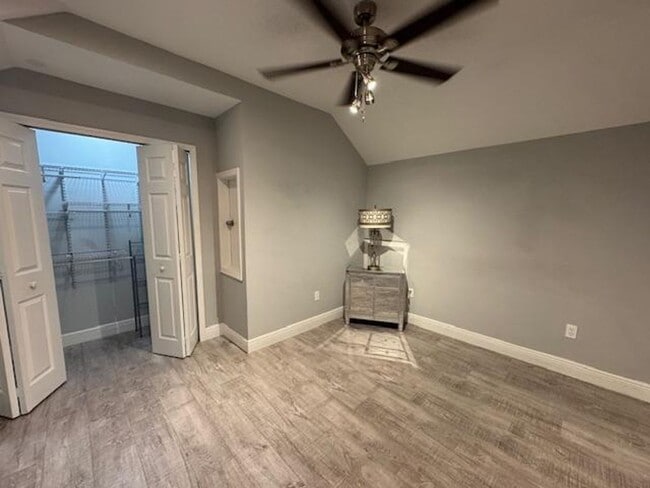 Building Photo - 100 Acadia Terrace