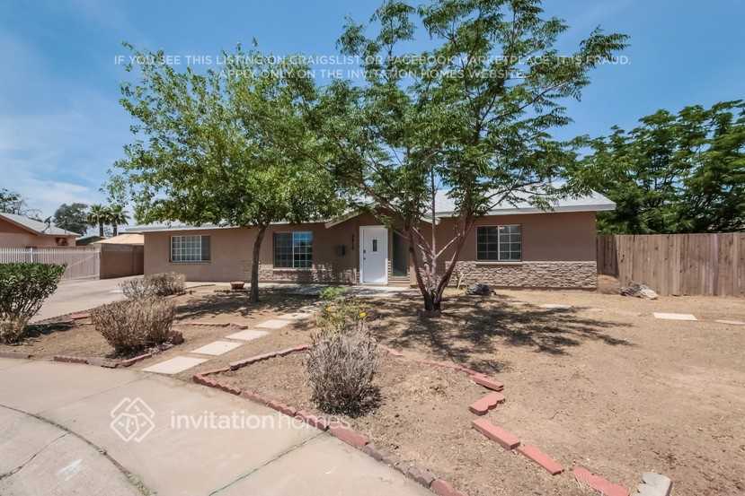 Building Photo - 5410 N 64th Dr
