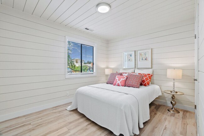 Building Photo - Beautiful Home | Completely Remodeled | Pr...