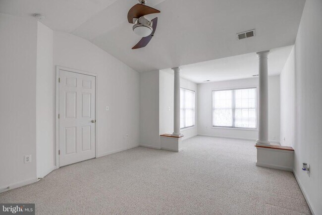 Building Photo - 5214 Prairie Willow Ln
