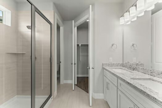 Building Photo - 724 Lake Lacosta Dr