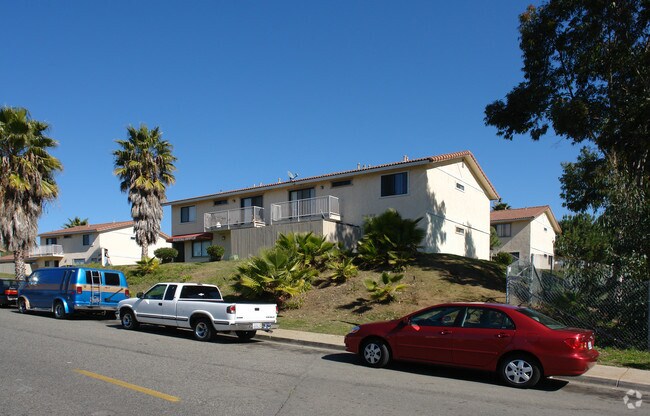 Building Photo - East Crest Apartments