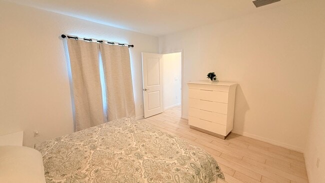 Building Photo - 5154 Armina Pl