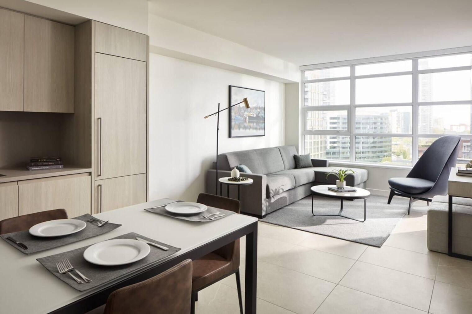 Building Photo - 326 N Union Ave