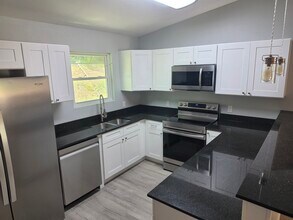 Building Photo - 231B White Eagle