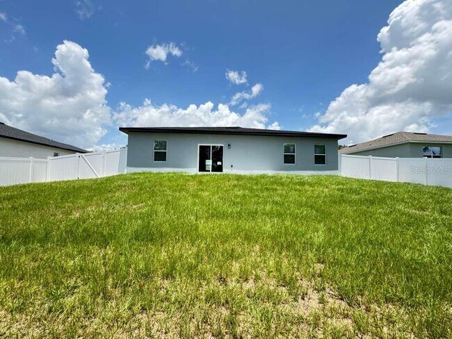 Building Photo - 2644 SW 162nd Street Rd