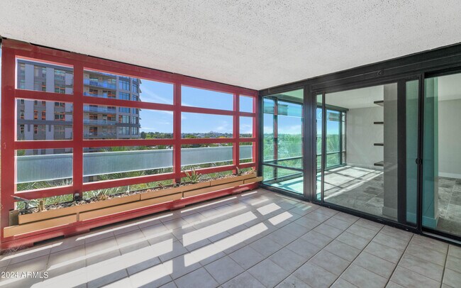 Building Photo - 4808 N 24th St