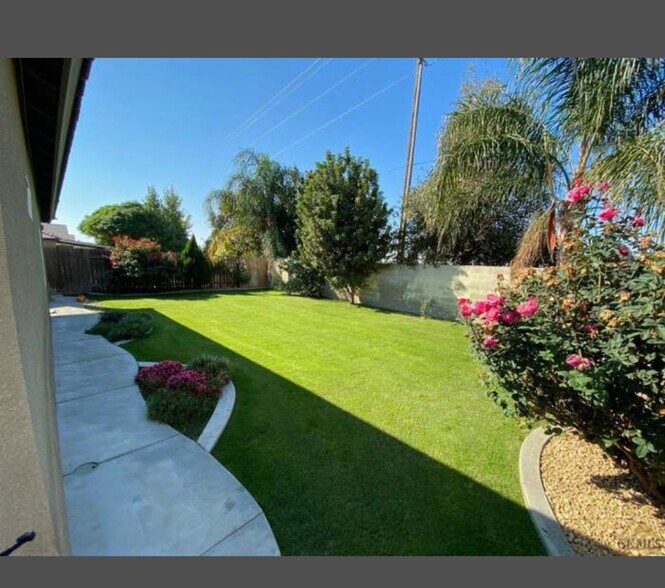 Building Photo - 8203 Libby Ct