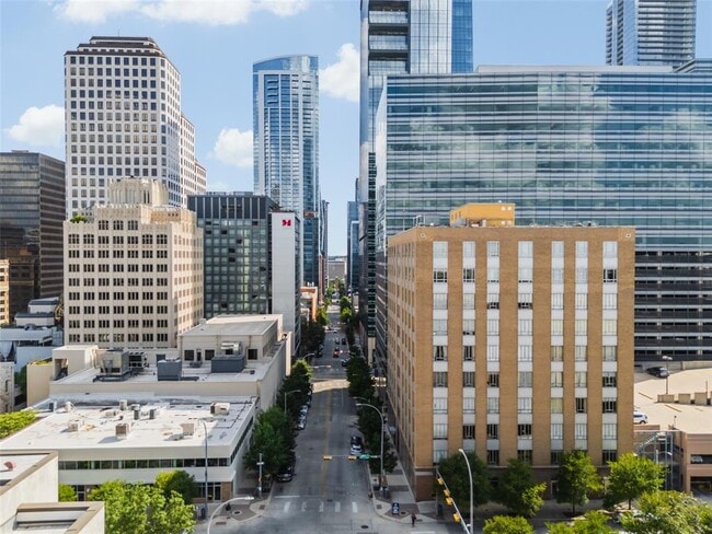 Building Photo - 710 Colorado St