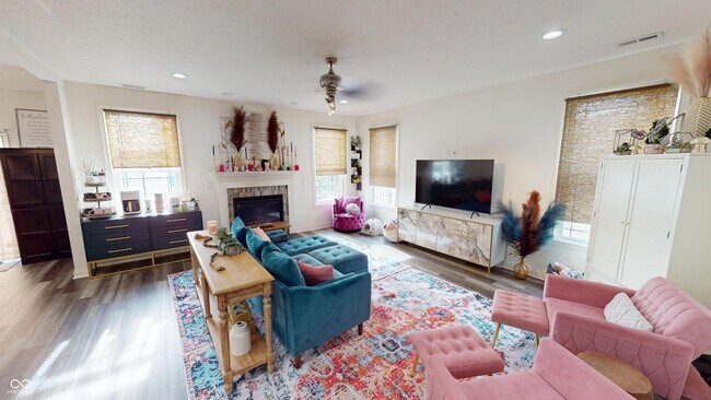 Building Photo - 6323 Burgin Dr