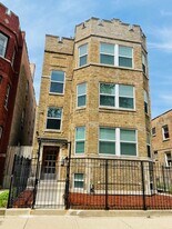 Building Photo - 7408 N Hoyne Ave