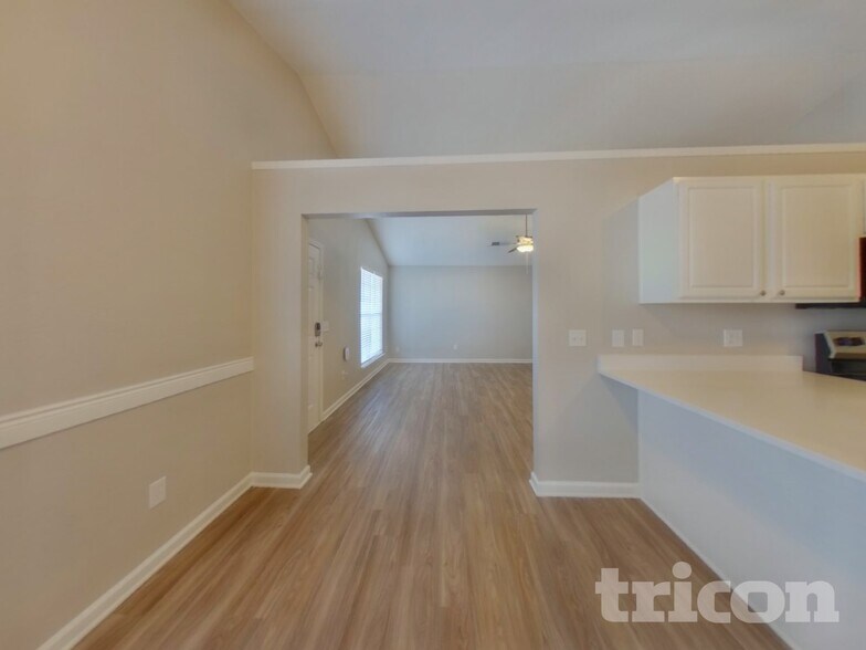 Building Photo - 181 Youpon Dr