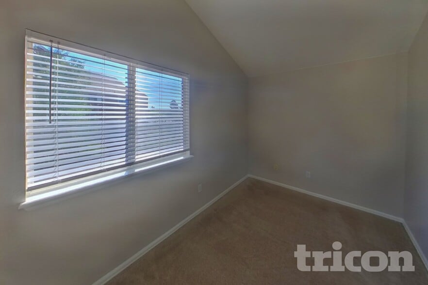 Building Photo - 5315 Belle Star Dr
