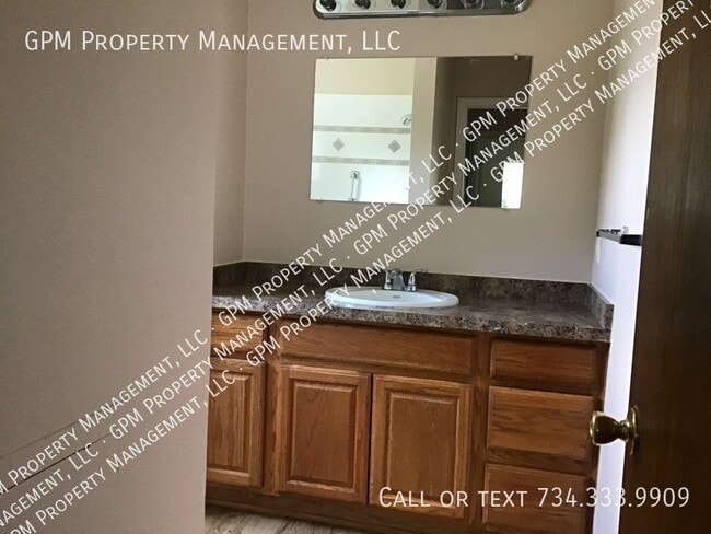 Building Photo - 9226 Abbey Ln