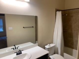 Building Photo - 6504 Rienzi Dr