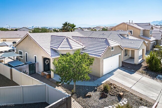 Building Photo - 3771 Prairie Orchid Ave