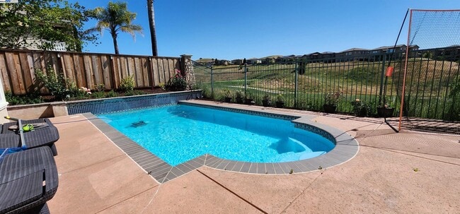 Building Photo - 5637 Saddle Creek Terrace