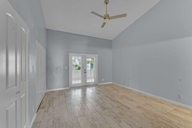 Building Photo - 5291 Tiffany Anne Cir