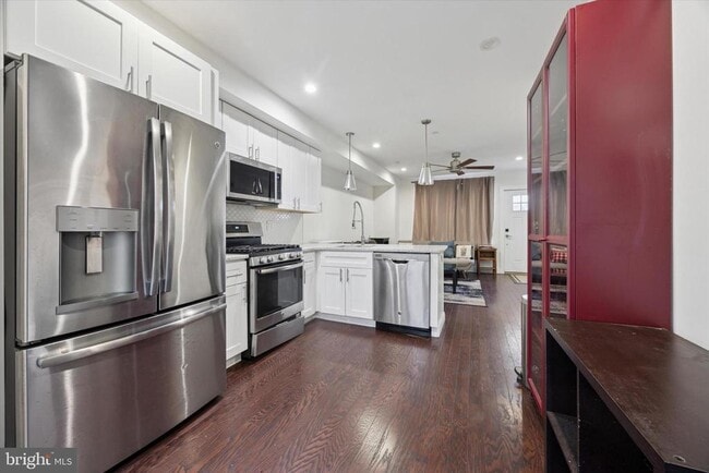 Building Photo - 1138 MOUNT VERNON St