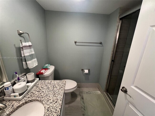 Building Photo - 14527 Bonaire Blvd