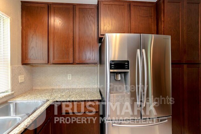 Building Photo - 1230 Preswick Cir