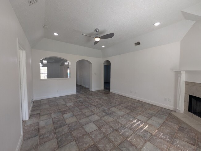 Building Photo - 104 Ponderosa Trail