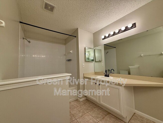 Building Photo - 4139 Savannah Glen Blvd
