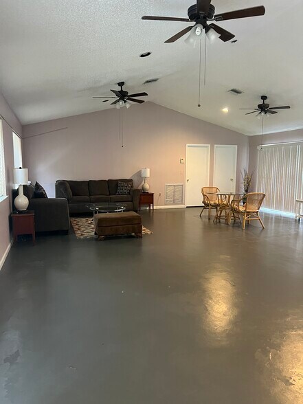 Building Photo - 4146 Plantation Cove Dr