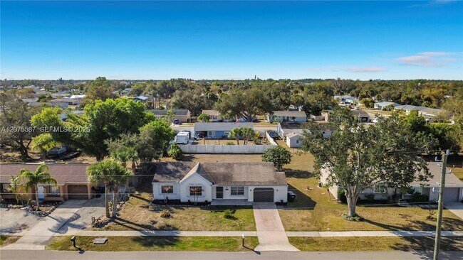 Building Photo - 4487 Pocatella Ave