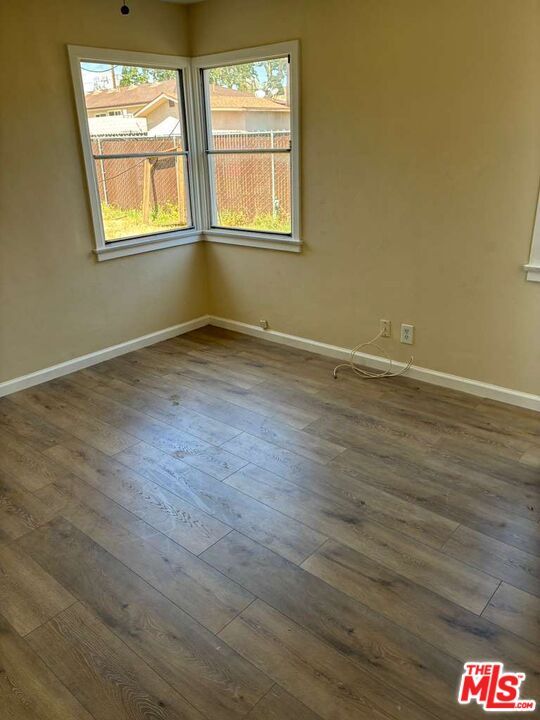 Building Photo - 359 N Alessandro St