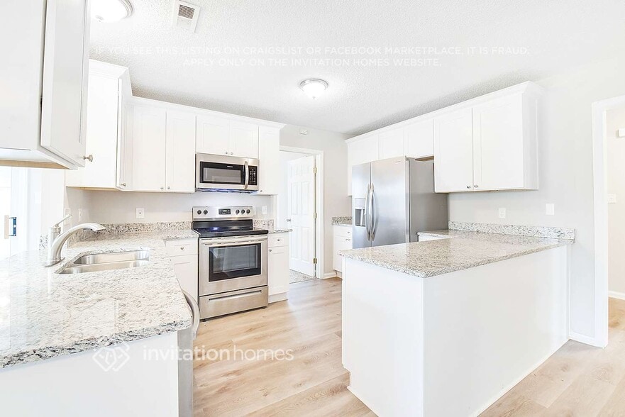 Building Photo - 9412 Charolais Ln