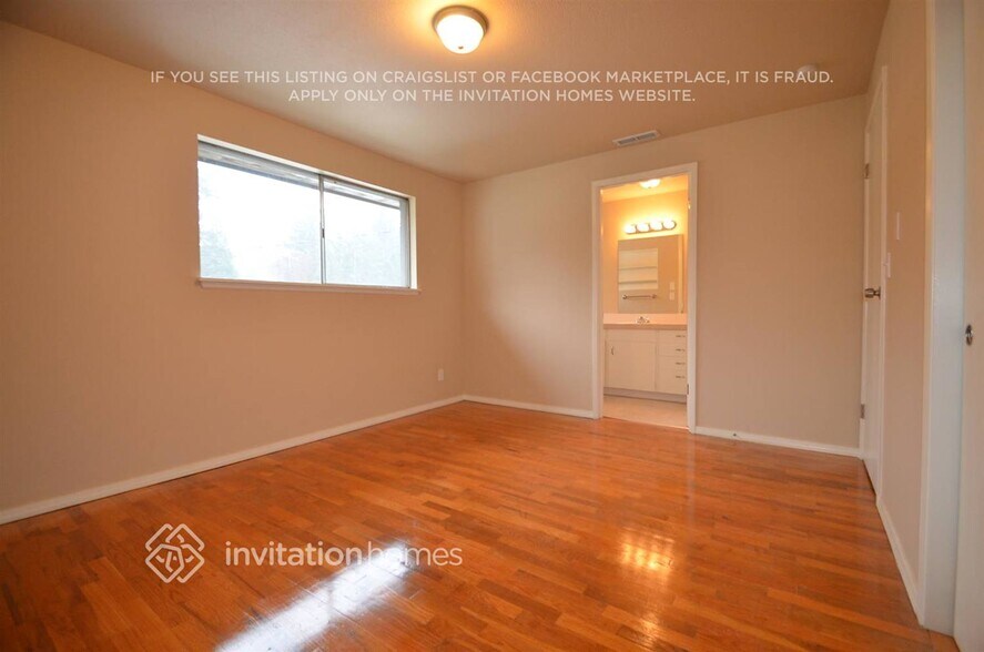 Building Photo - 9221 118th St E