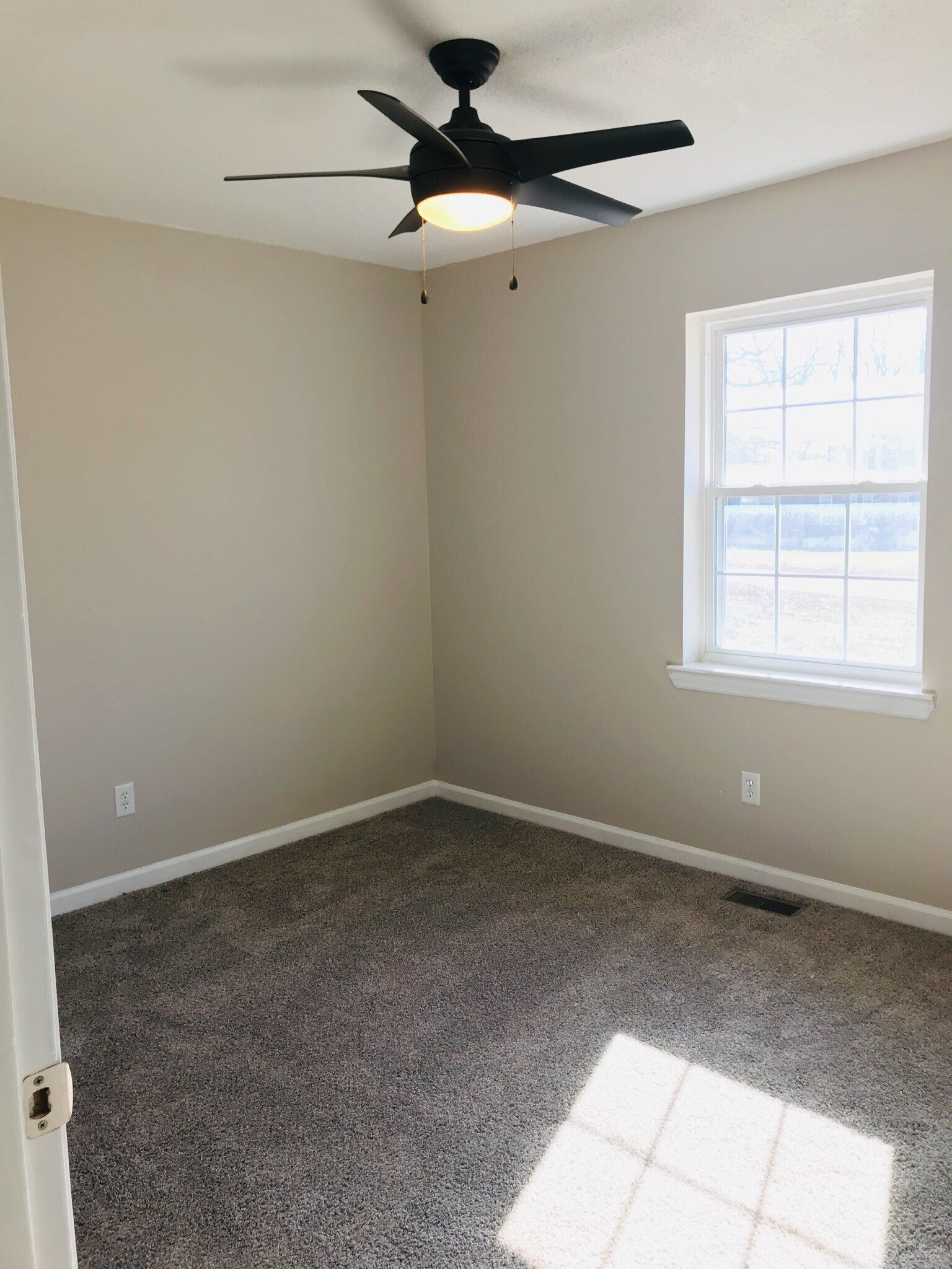Bedroom #1 (all bedrooms have ceiling fans; as well as Den and Kitchen) - 9225 Amos Rd