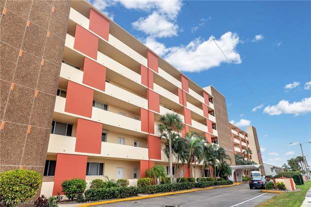 Building Photo - 1766 Cape Coral Pkwy E