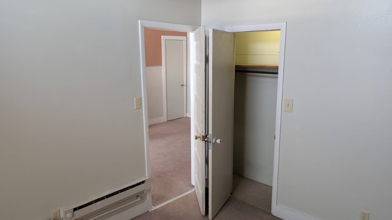 Building Photo - 60 N Main St