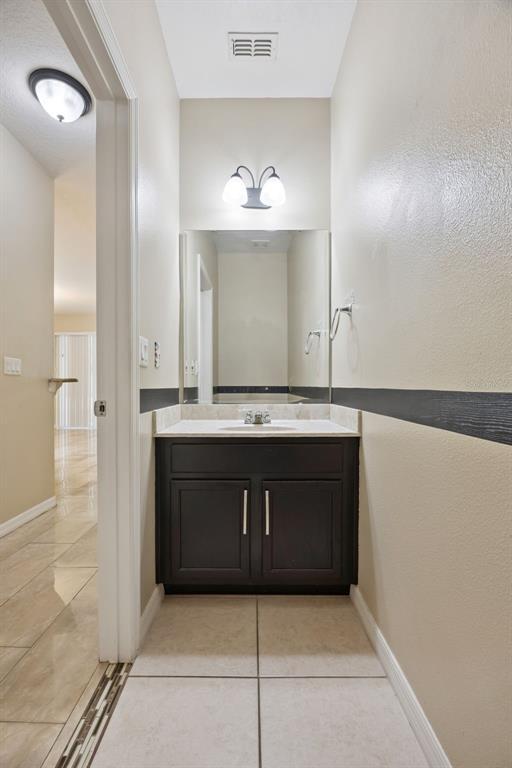 Building Photo - 1440 Scarlet Oak Loop